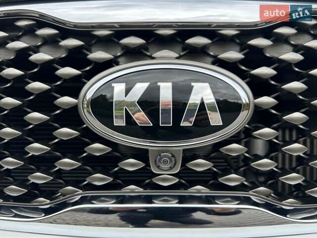Кіа Соренто 2015 у Луцьку на Automoto.ua Білий Кіа Соренто, об'ємом двигуна 2.2 л та пробігом 150 тис. км за 23500 $, фото 104 на Automoto.ua