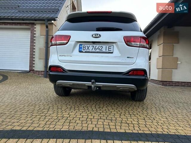 Белый Киа Соренто, объемом двигателя 2.2 л и пробегом 225 тыс. км за 19191 $, фото 19 на Automoto.ua
