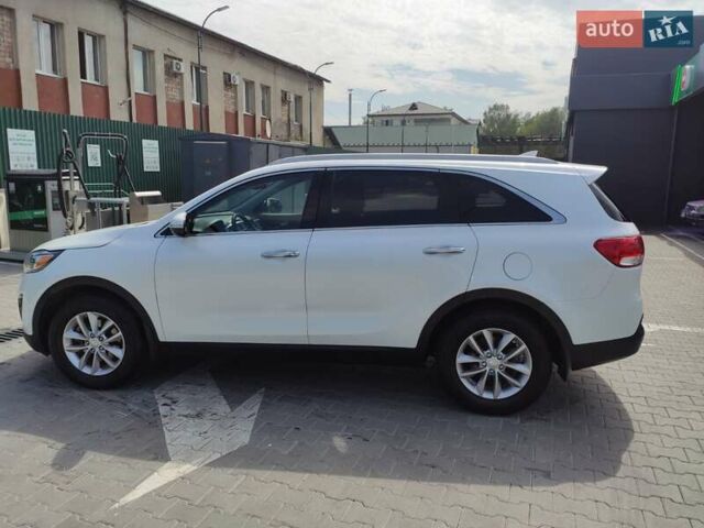 Белый Киа Соренто, объемом двигателя 2.4 л и пробегом 64 тыс. км за 17500 $, фото 7 на Automoto.ua