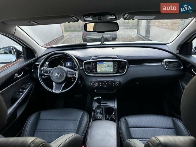 Белый Киа Соренто, объемом двигателя 2.2 л и пробегом 225 тыс. км за 19191 $, фото 135 на Automoto.ua