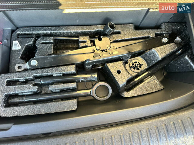 Белый Киа Соренто, объемом двигателя 2.2 л и пробегом 198 тыс. км за 21999 $, фото 73 на Automoto.ua