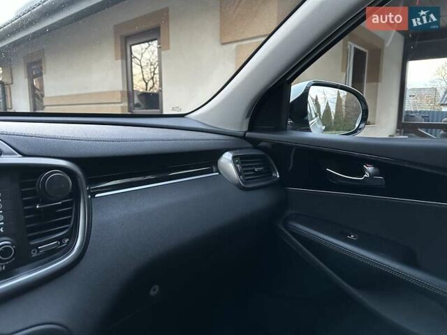 Белый Киа Соренто, объемом двигателя 2.2 л и пробегом 225 тыс. км за 19191 $, фото 124 на Automoto.ua