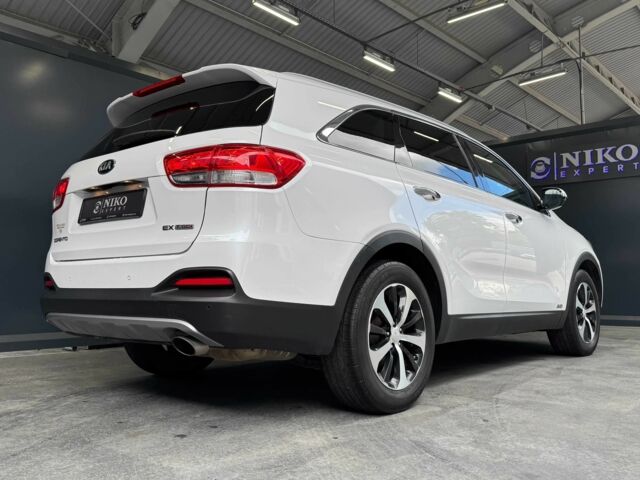 Белый Киа Соренто, объемом двигателя 2 л и пробегом 239 тыс. км за 12000 $, фото 7 на Automoto.ua