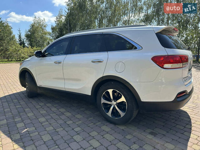 Білий Кіа Соренто, об'ємом двигуна 2 л та пробігом 119 тис. км за 16700 $, фото 4 на Automoto.ua