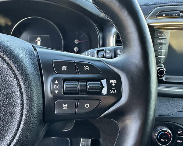 Белый Киа Соренто, объемом двигателя 2.2 л и пробегом 198 тыс. км за 21999 $, фото 38 на Automoto.ua