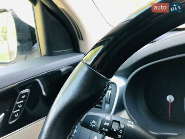 Білий Кіа Соренто, об'ємом двигуна 2.2 л та пробігом 107 тис. км за 22700 $, фото 53 на Automoto.ua