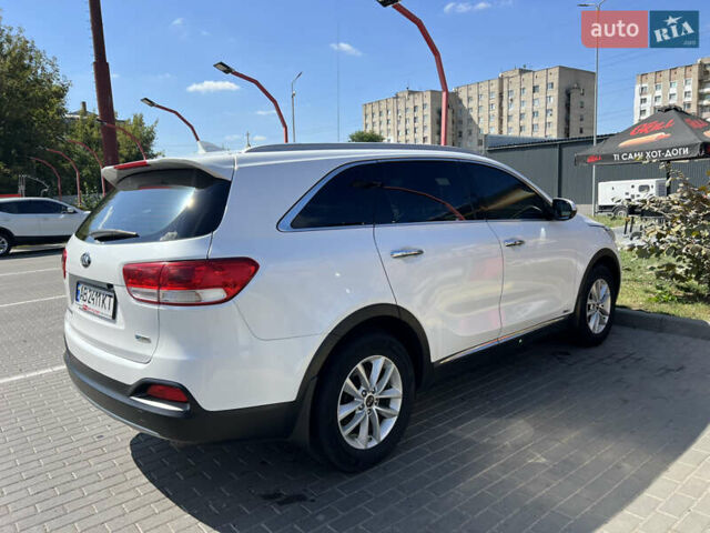 Белый Киа Соренто, объемом двигателя 2.2 л и пробегом 170 тыс. км за 20600 $, фото 1 на Automoto.ua