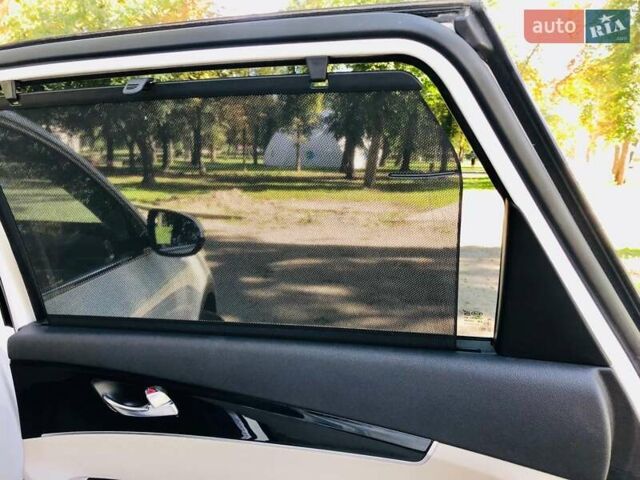 Білий Кіа Соренто, об'ємом двигуна 2.2 л та пробігом 107 тис. км за 22700 $, фото 76 на Automoto.ua