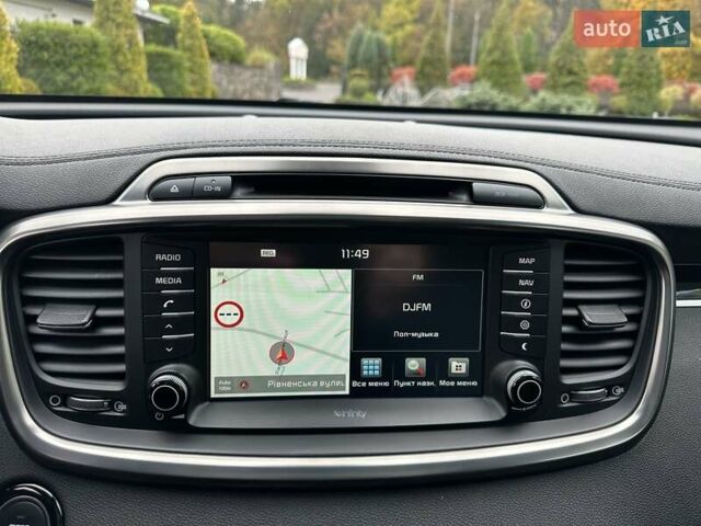 Кіа Соренто 2015 у Луцьку на Automoto.ua Білий Кіа Соренто, об'ємом двигуна 2.2 л та пробігом 150 тис. км за 23500 $, фото 23 на Automoto.ua