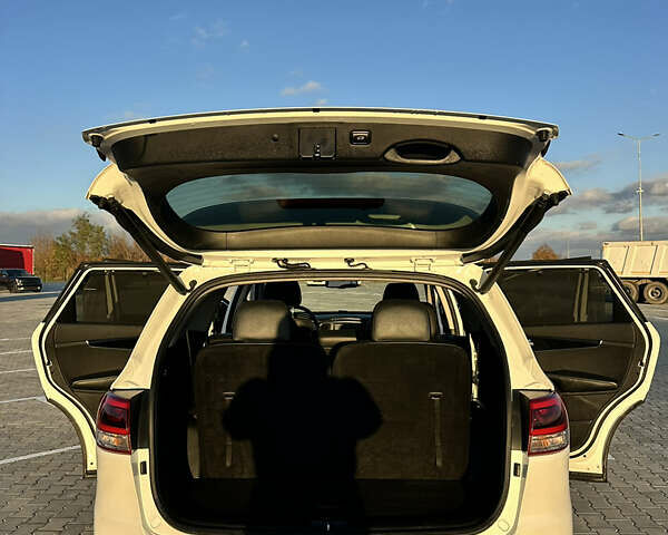 Белый Киа Соренто, объемом двигателя 2.2 л и пробегом 198 тыс. км за 21999 $, фото 70 на Automoto.ua