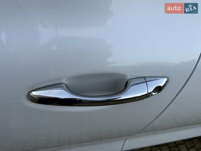 Белый Киа Соренто, объемом двигателя 2.2 л и пробегом 225 тыс. км за 19191 $, фото 65 на Automoto.ua