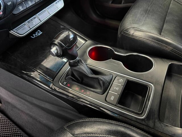 Белый Киа Соренто, объемом двигателя 2 л и пробегом 239 тыс. км за 12000 $, фото 15 на Automoto.ua