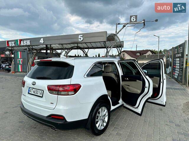 Белый Киа Соренто, объемом двигателя 2.4 л и пробегом 168 тыс. км за 12700 $, фото 26 на Automoto.ua