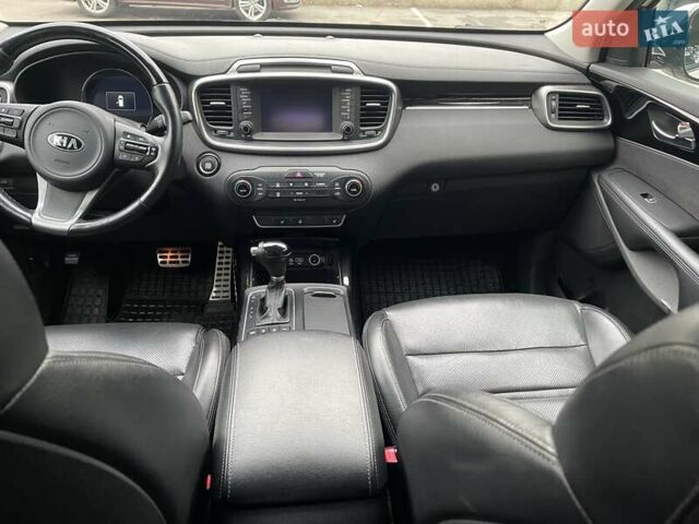 Белый Киа Соренто, объемом двигателя 2.2 л и пробегом 89 тыс. км за 22000 $, фото 15 на Automoto.ua