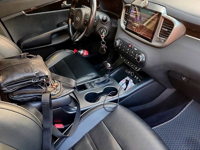 Білий Кіа Соренто, об'ємом двигуна 3.3 л та пробігом 240 тис. км за 15500 $, фото 1 на Automoto.ua