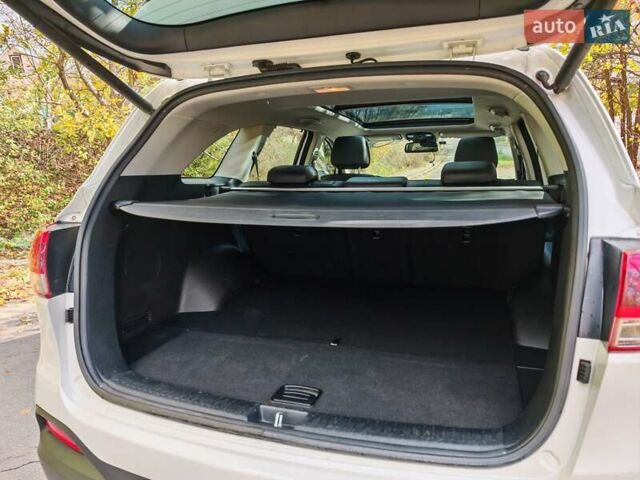 Киа Соренто 2015 в Могилев-Подольском на Automoto.ua Белый Киа Соренто, объемом двигателя 2.2 л и пробегом 214 тыс. км за 19300 $, фото 56 на Automoto.ua