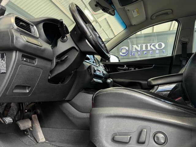 Белый Киа Соренто, объемом двигателя 2 л и пробегом 239 тыс. км за 12000 $, фото 11 на Automoto.ua