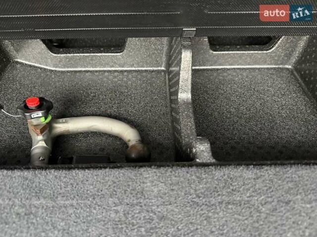 Білий Кіа Соренто, об'ємом двигуна 2.2 л та пробігом 145 тис. км за 22500 $, фото 20 на Automoto.ua