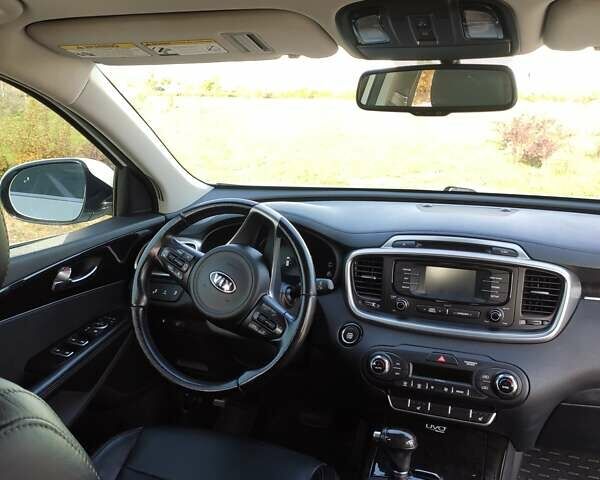 Белый Киа Соренто, объемом двигателя 2 л и пробегом 110 тыс. км за 16800 $, фото 32 на Automoto.ua