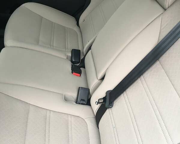 Белый Киа Соренто, объемом двигателя 3.3 л и пробегом 99 тыс. км за 15500 $, фото 8 на Automoto.ua