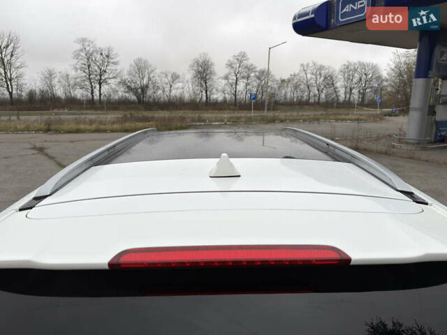 Білий Кіа Соренто, об'ємом двигуна 2.2 л та пробігом 135 тис. км за 24000 $, фото 24 на Automoto.ua