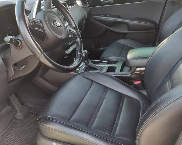 Белый Киа Соренто, объемом двигателя 2 л и пробегом 110 тыс. км за 16800 $, фото 24 на Automoto.ua