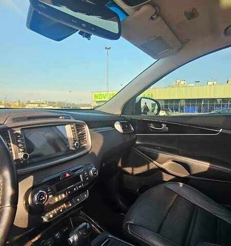 Білий Кіа Соренто, об'ємом двигуна 2.2 л та пробігом 216 тис. км за 19450 $, фото 9 на Automoto.ua