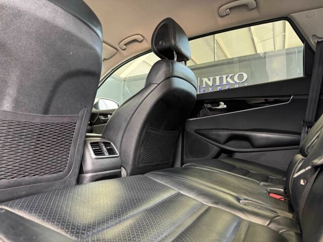 Белый Киа Соренто, объемом двигателя 2 л и пробегом 239 тыс. км за 12000 $, фото 18 на Automoto.ua