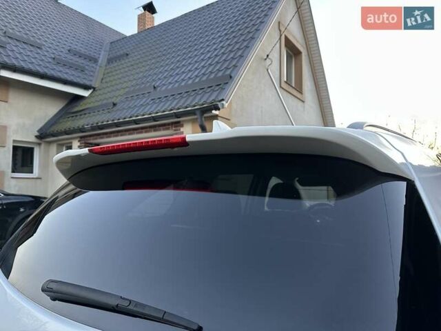 Белый Киа Соренто, объемом двигателя 2.2 л и пробегом 225 тыс. км за 19191 $, фото 74 на Automoto.ua