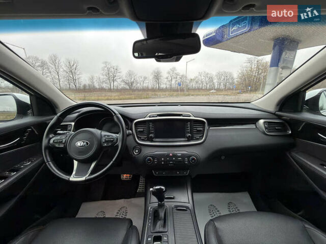 Білий Кіа Соренто, об'ємом двигуна 2.2 л та пробігом 135 тис. км за 24000 $, фото 44 на Automoto.ua