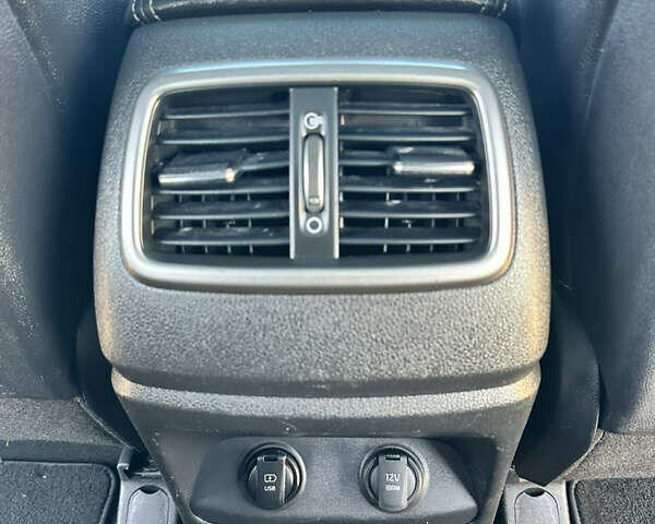 Белый Киа Соренто, объемом двигателя 2.2 л и пробегом 198 тыс. км за 21999 $, фото 62 на Automoto.ua