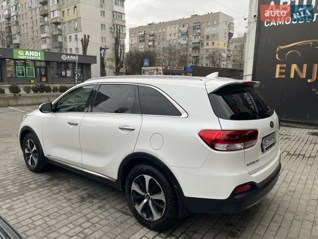 Белый Киа Соренто, объемом двигателя 2.2 л и пробегом 89 тыс. км за 22000 $, фото 4 на Automoto.ua
