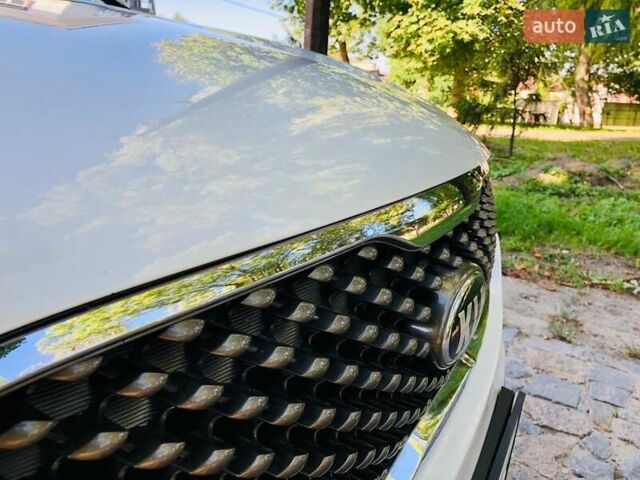 Білий Кіа Соренто, об'ємом двигуна 2.2 л та пробігом 107 тис. км за 22700 $, фото 43 на Automoto.ua