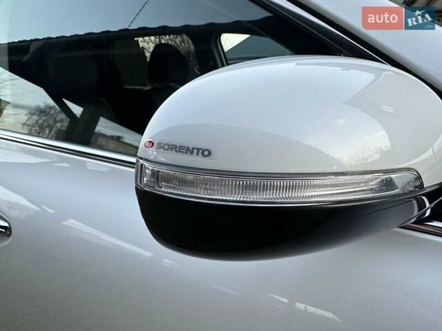 Белый Киа Соренто, объемом двигателя 2.2 л и пробегом 225 тыс. км за 19191 $, фото 85 на Automoto.ua