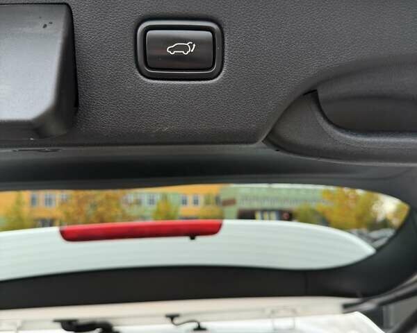 Білий Кіа Соренто, об'ємом двигуна 2.2 л та пробігом 145 тис. км за 22500 $, фото 16 на Automoto.ua