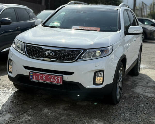 Киа Соренто 2015 в Ивано-Франковске на Automoto.ua Белый Киа Соренто, объемом двигателя 2.2 л и пробегом 169 тыс. км за 19499 $, фото 3 на Automoto.ua