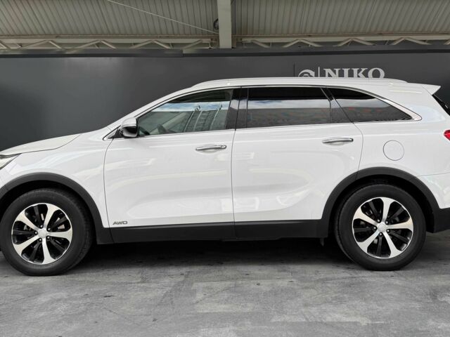 Белый Киа Соренто, объемом двигателя 2 л и пробегом 239 тыс. км за 12000 $, фото 3 на Automoto.ua