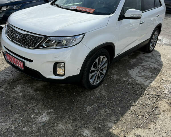 Киа Соренто 2015 в Ивано-Франковске на Automoto.ua Белый Киа Соренто, объемом двигателя 2.2 л и пробегом 169 тыс. км за 19499 $, фото 5 на Automoto.ua