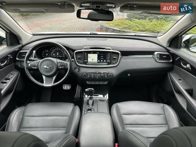 Кіа Соренто 2015 у Луцьку на Automoto.ua Білий Кіа Соренто, об'ємом двигуна 2.2 л та пробігом 150 тис. км за 23500 $, фото 20 на Automoto.ua