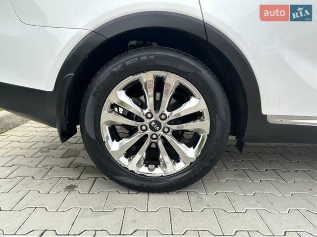 Белый Киа Соренто, объемом двигателя 2 л и пробегом 220 тыс. км за 18700 $, фото 14 на Automoto.ua