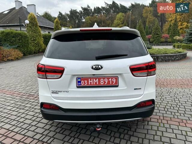 Кіа Соренто 2015 у Луцьку на Automoto.ua Білий Кіа Соренто, об'ємом двигуна 2.2 л та пробігом 150 тис. км за 23500 $, фото 13 на Automoto.ua