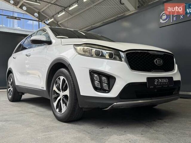 Білий Кіа Соренто, об'ємом двигуна 2 л та пробігом 239 тис. км за 12500 $, фото 23 на Automoto.ua