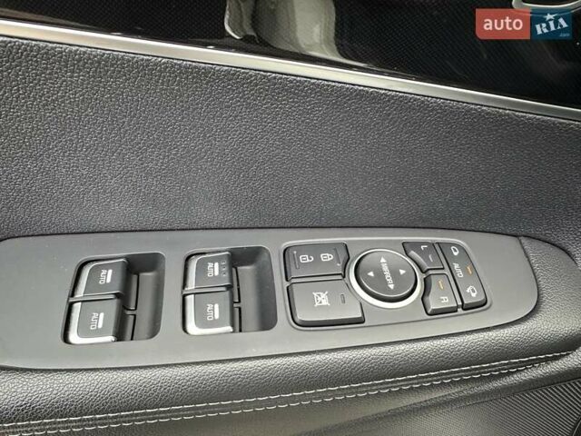 Кіа Соренто 2015 у Луцьку на Automoto.ua Білий Кіа Соренто, об'ємом двигуна 2.2 л та пробігом 150 тис. км за 23500 $, фото 52 на Automoto.ua