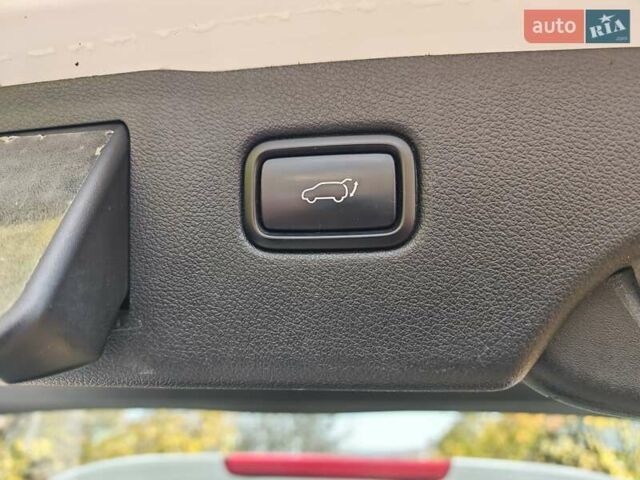 Киа Соренто 2015 в Могилев-Подольском на Automoto.ua Белый Киа Соренто, объемом двигателя 2.2 л и пробегом 214 тыс. км за 19300 $, фото 50 на Automoto.ua