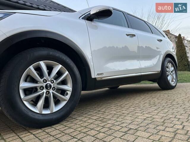 Белый Киа Соренто, объемом двигателя 2.2 л и пробегом 225 тыс. км за 19191 $, фото 58 на Automoto.ua