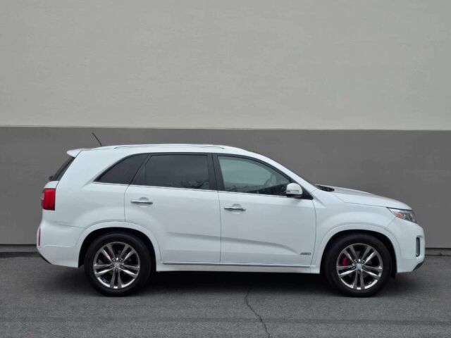 Белый Киа Соренто, объемом двигателя 3.3 л и пробегом 119 тыс. км за 3100 $, фото 3 на Automoto.ua