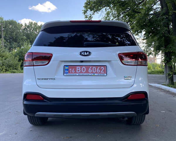 Білий Кіа Соренто, об'ємом двигуна 2.2 л та пробігом 176 тис. км за 22900 $, фото 5 на Automoto.ua