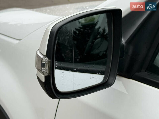 Білий Кіа Соренто, об'ємом двигуна 2.2 л та пробігом 175 тис. км за 16999 $, фото 24 на Automoto.ua