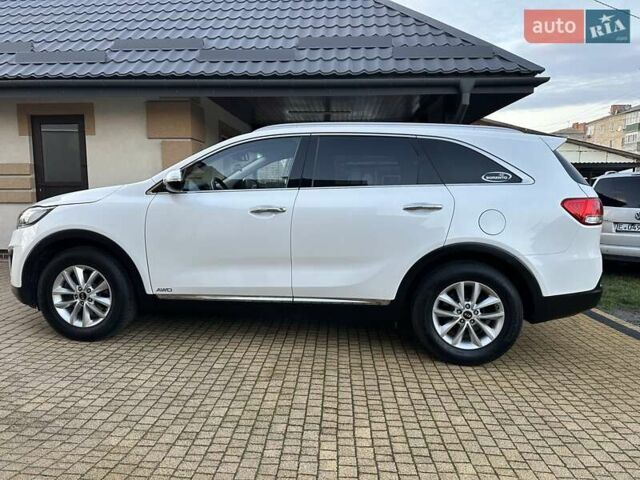 Белый Киа Соренто, объемом двигателя 2.2 л и пробегом 225 тыс. км за 19191 $, фото 23 на Automoto.ua