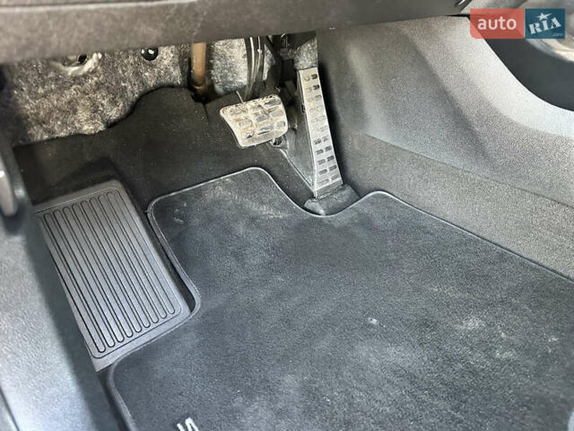 Белый Киа Соренто, объемом двигателя 2.2 л и пробегом 198 тыс. км за 21999 $, фото 29 на Automoto.ua